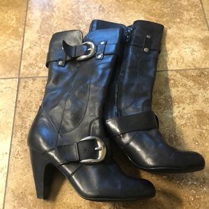 Kelly & Katie Boots - 8.5